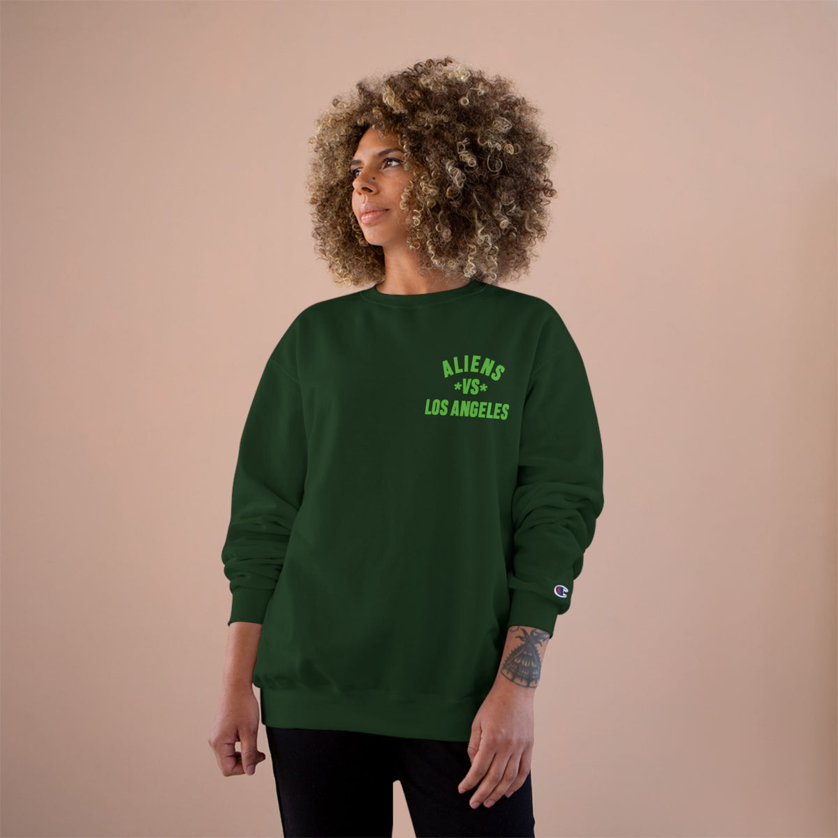 Aliens vs. Los Angeles Graphic Sweatshirt — Retro Sci‑Fi Crewneck