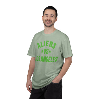Aliens vs Los Angeles T-Shirt — Retro Sci‑Fi Graphic Tee