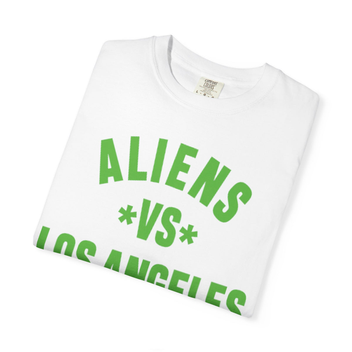 Aliens vs Los Angeles T-Shirt — Retro Sci‑Fi Graphic Tee