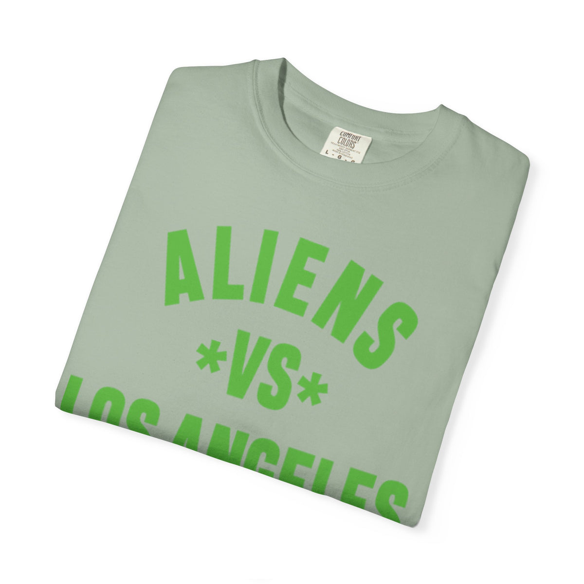 Aliens vs Los Angeles T-Shirt — Retro Sci‑Fi Graphic Tee