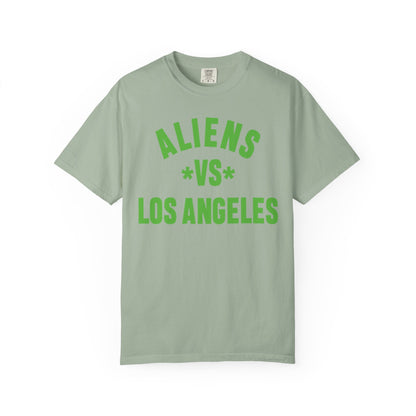 Aliens vs Los Angeles T-Shirt — Retro Sci‑Fi Graphic Tee
