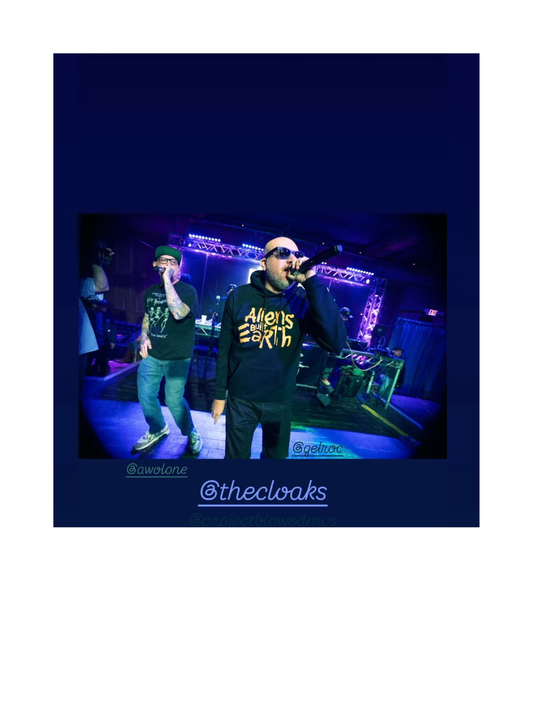 Naughty by nature script Aliens Built Earth Champion hoodie yellow print